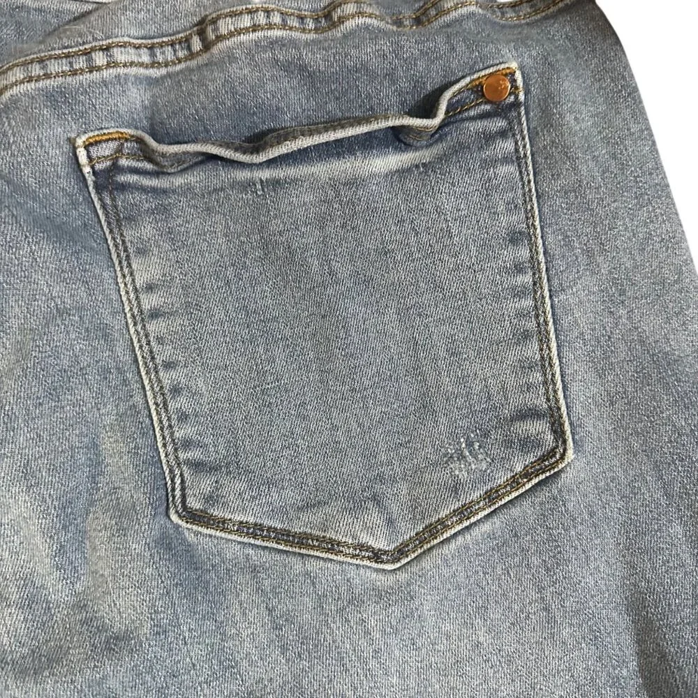 Judy Blue Womens Custom Cutoff Jean Shorts Size 18W Light Wash Frayed Hem Casual - Picture 11 of 11